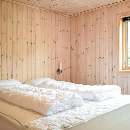 Beautiful In Bjoa With House Sea View Semesterbostad *